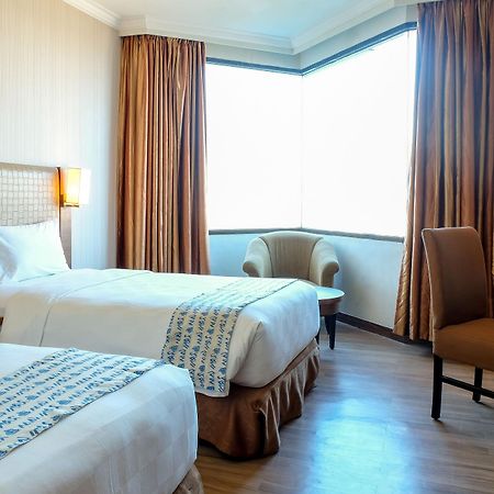 Almadera Hotel Makasar Exteriér fotografie