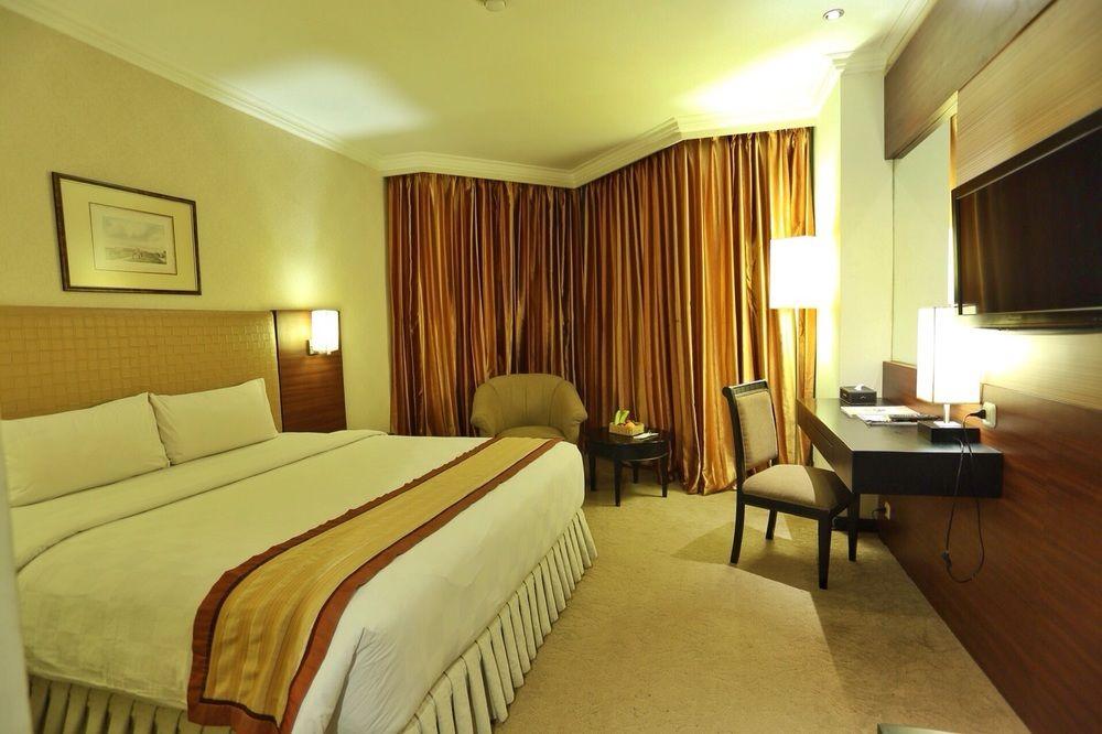 Almadera Hotel Makasar Exteriér fotografie